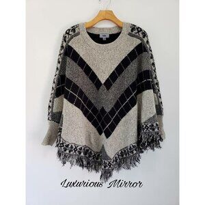 Yaira Poncho Knit Sweater Fringe Beige Marled Black Geometric S/M Pullover Women